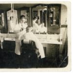 Ausstellungseröffnung „Rasur, Frisur und Kosmetik“
