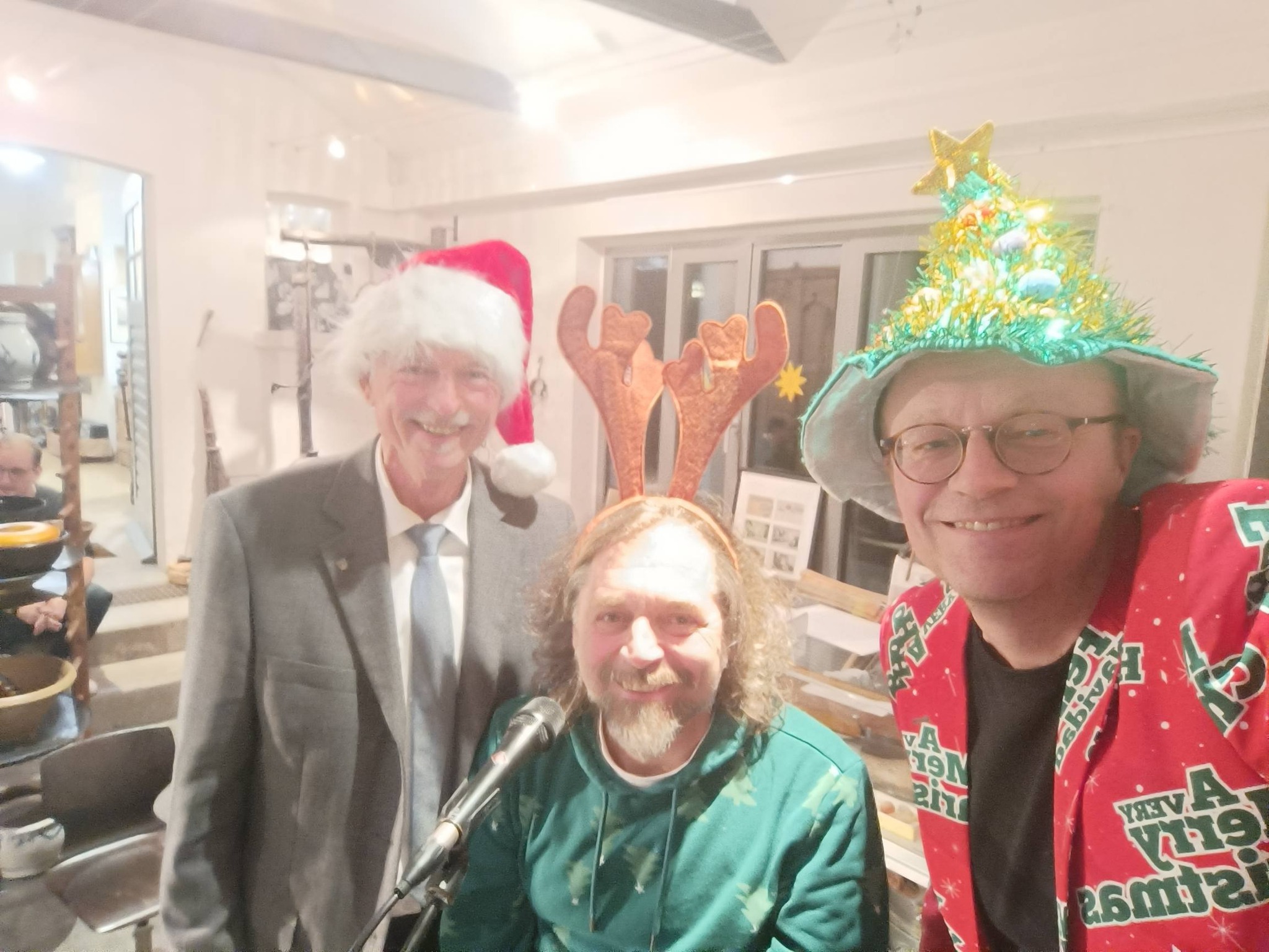 Hannes, Lutz und Michael: "Fenstersterne 5.0" im Museum Abtsküche